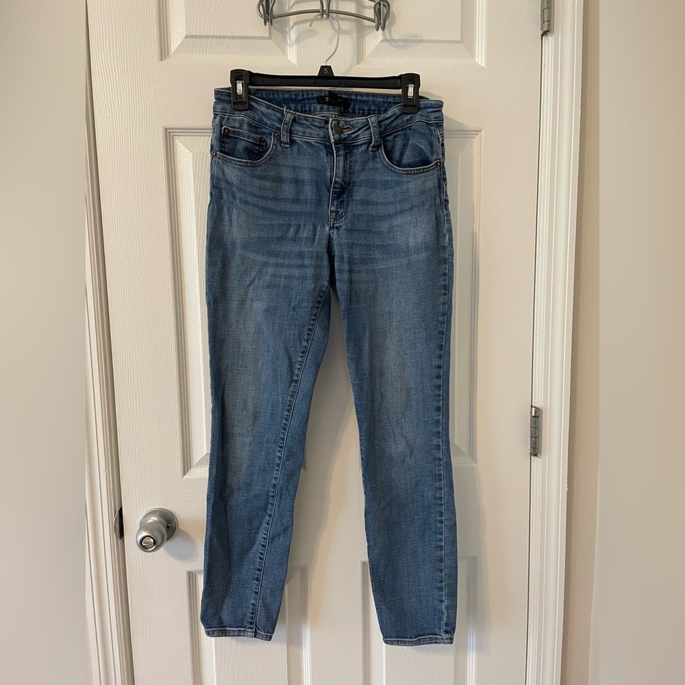Frye Women’s Skinny Jeans Size 6 Mid Ride Medium Wash